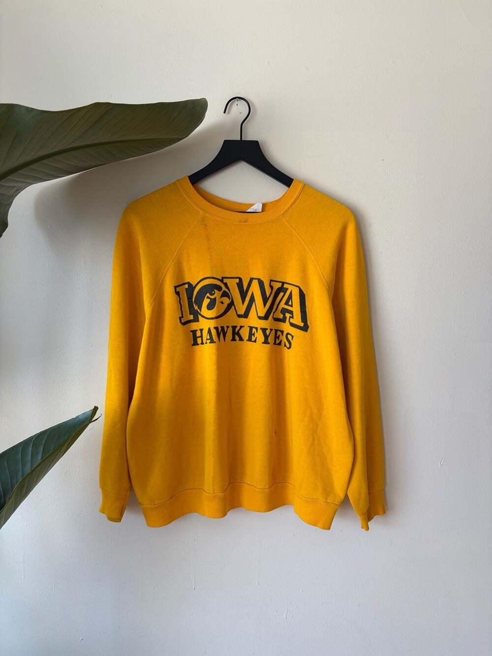 Vintage 70s Iowa Hawkeyes Sweatshirt Size L Yellow College